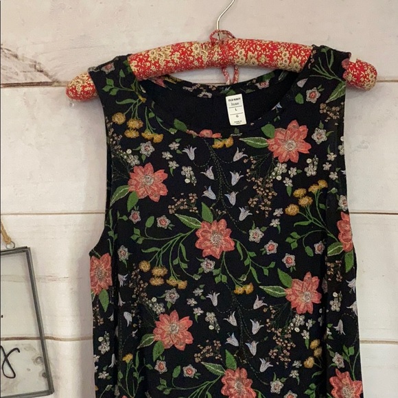 Old Navy Tops - Old Navy; Floral Tank Top; Shirt; Blouse; L